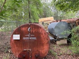 Stationary 1,000 Gallon Anti-Strip Tank (3 of 4)