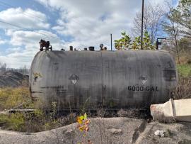 6,000 Gallon Single walled Fuel Tank (1 of 10)