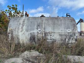 10,000 Single walled Gallon fuel Tank (1 of 9)